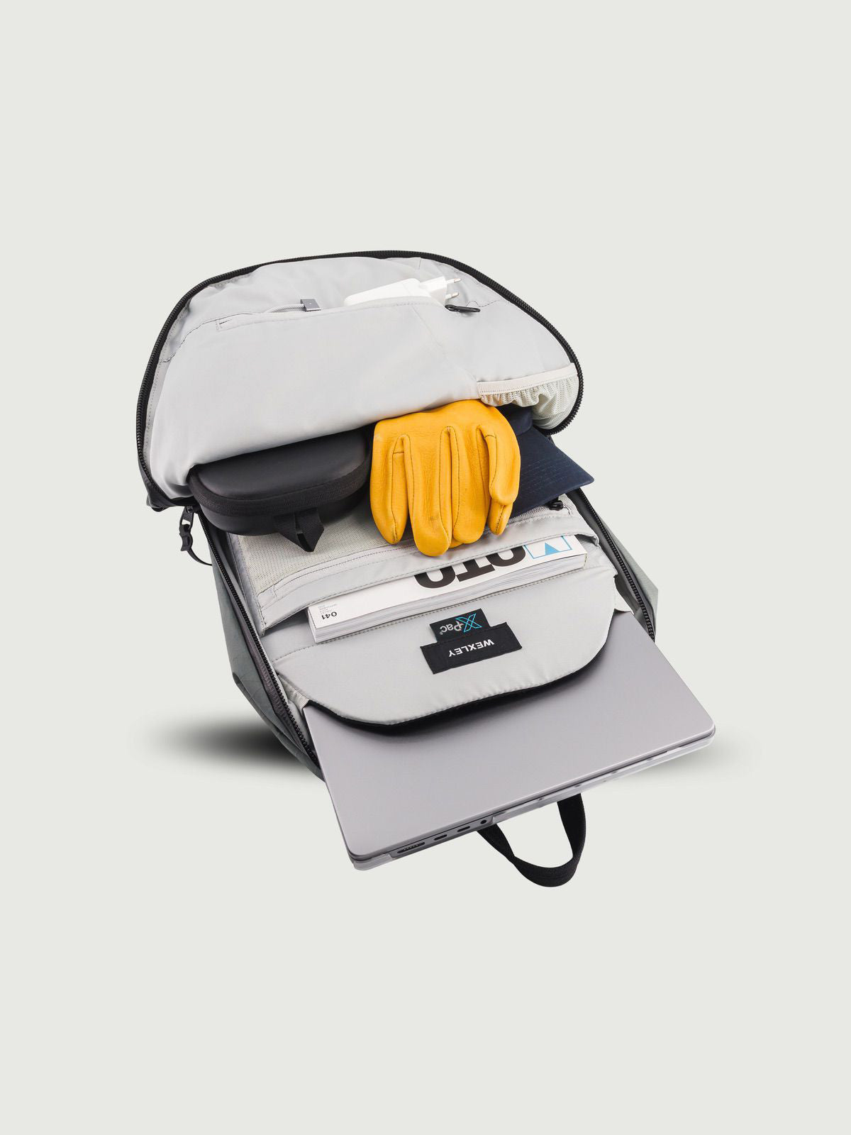 STEM / 20L Daypack X-Pac® Series (Archives)