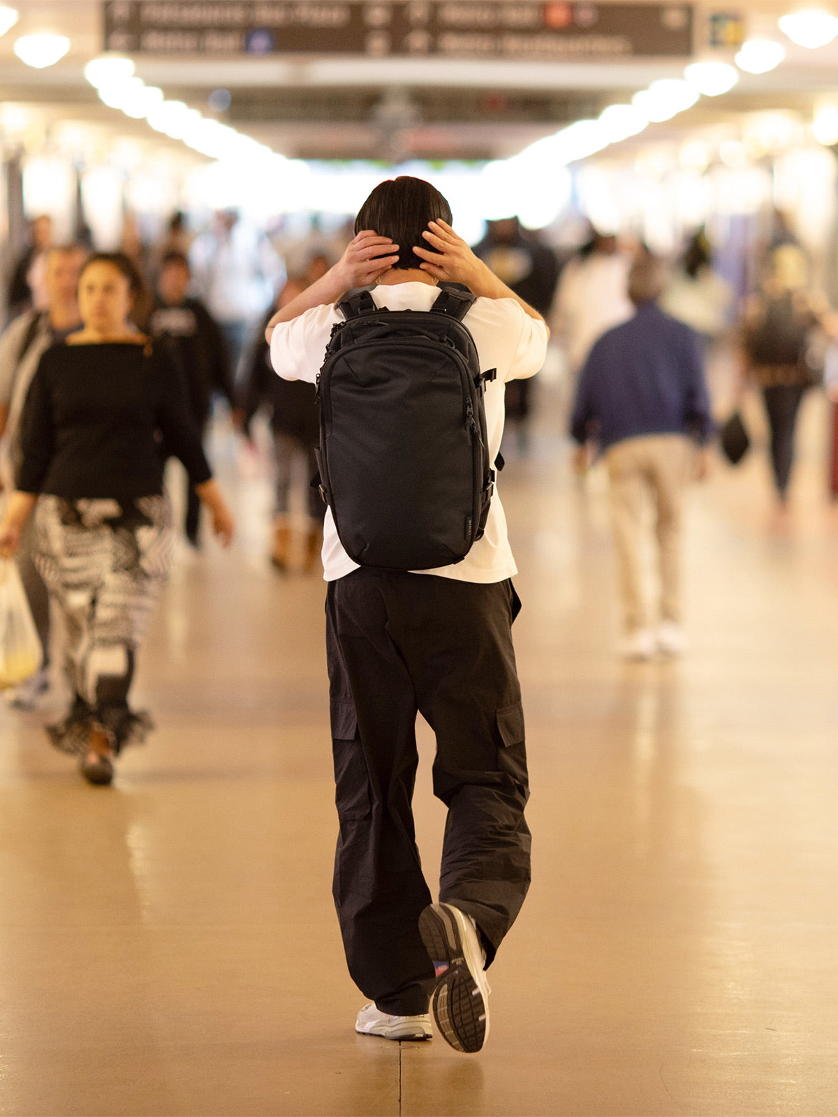 ACE V2 | 32L MULTIFUNCTION TRAVEL PACK