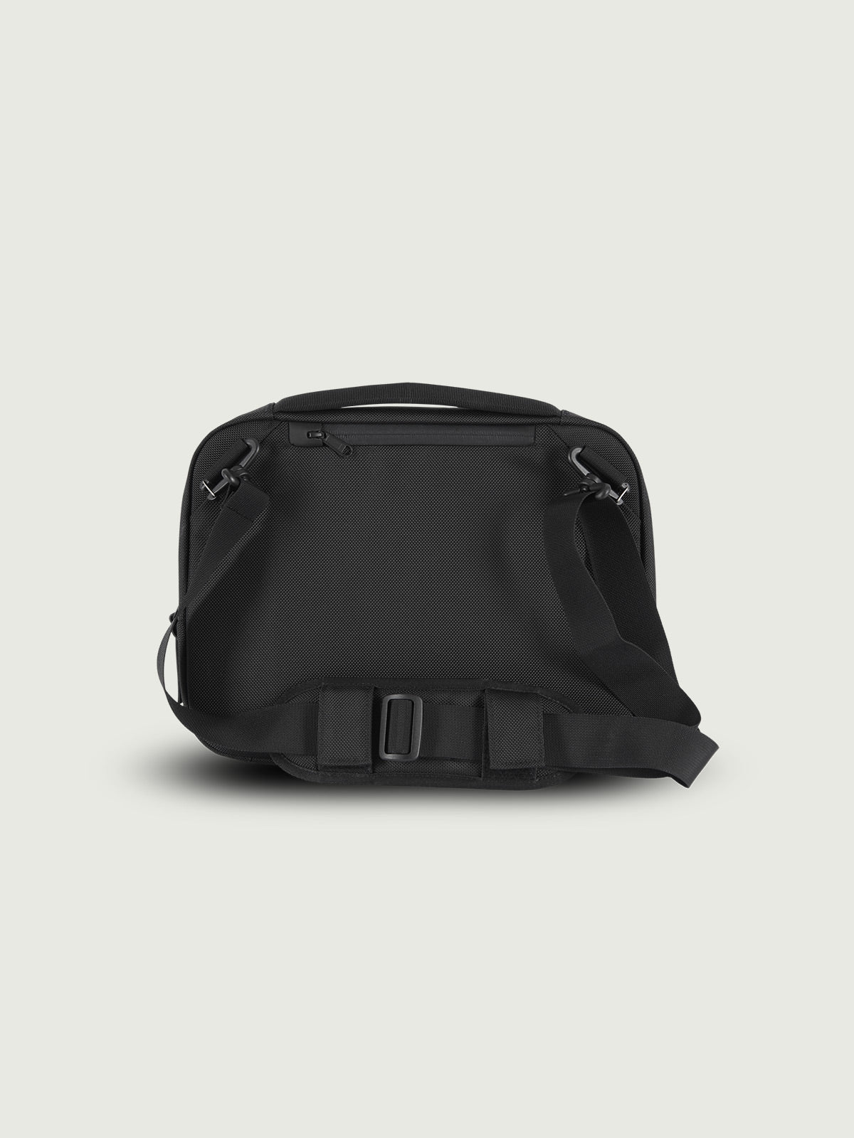 MALCOLM / 8L Sling Pack 1680D Cordura® Ballistic