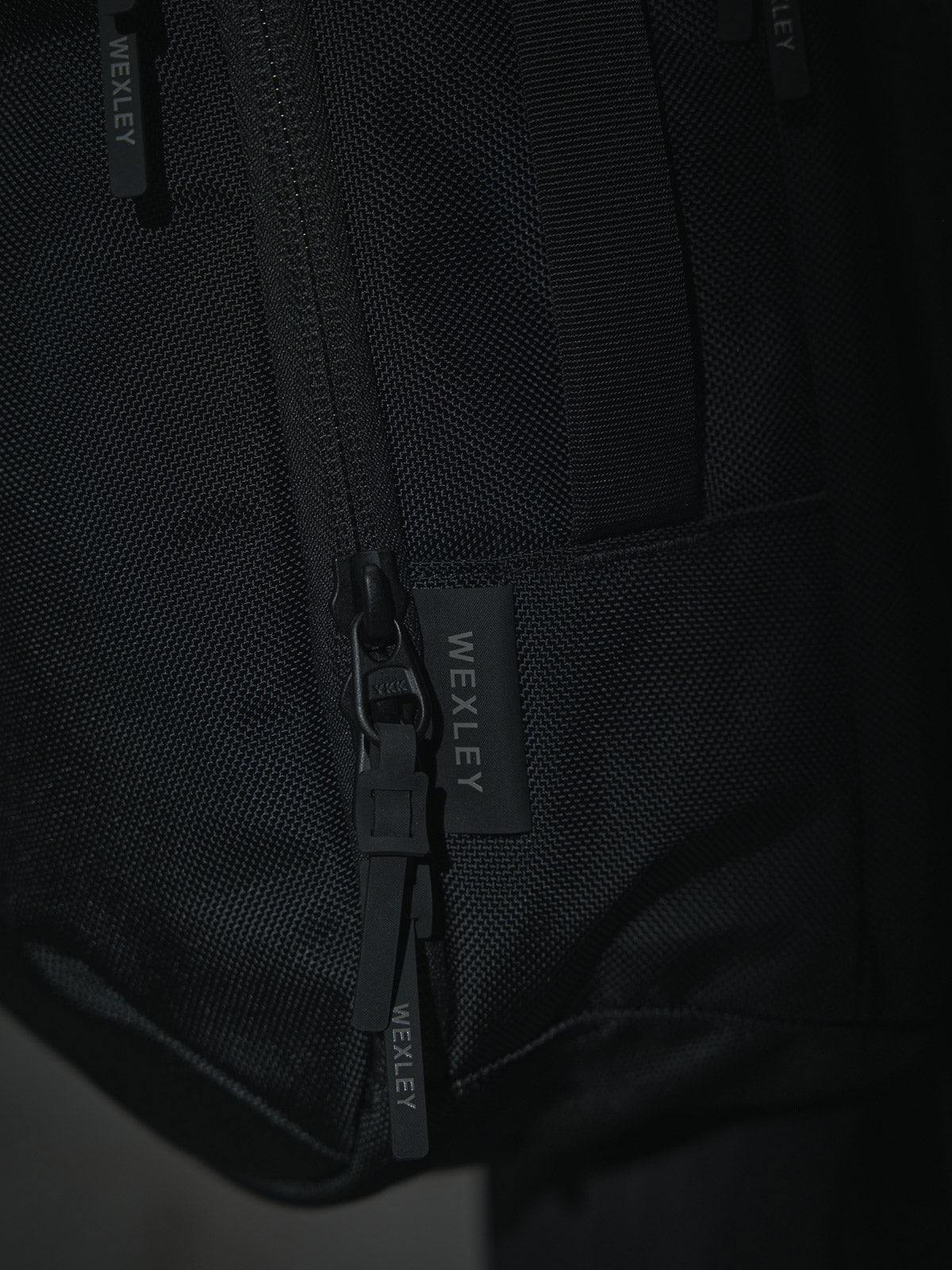 TAYLOR / 25L Pro Pack 1680D Cordura® Ballistic