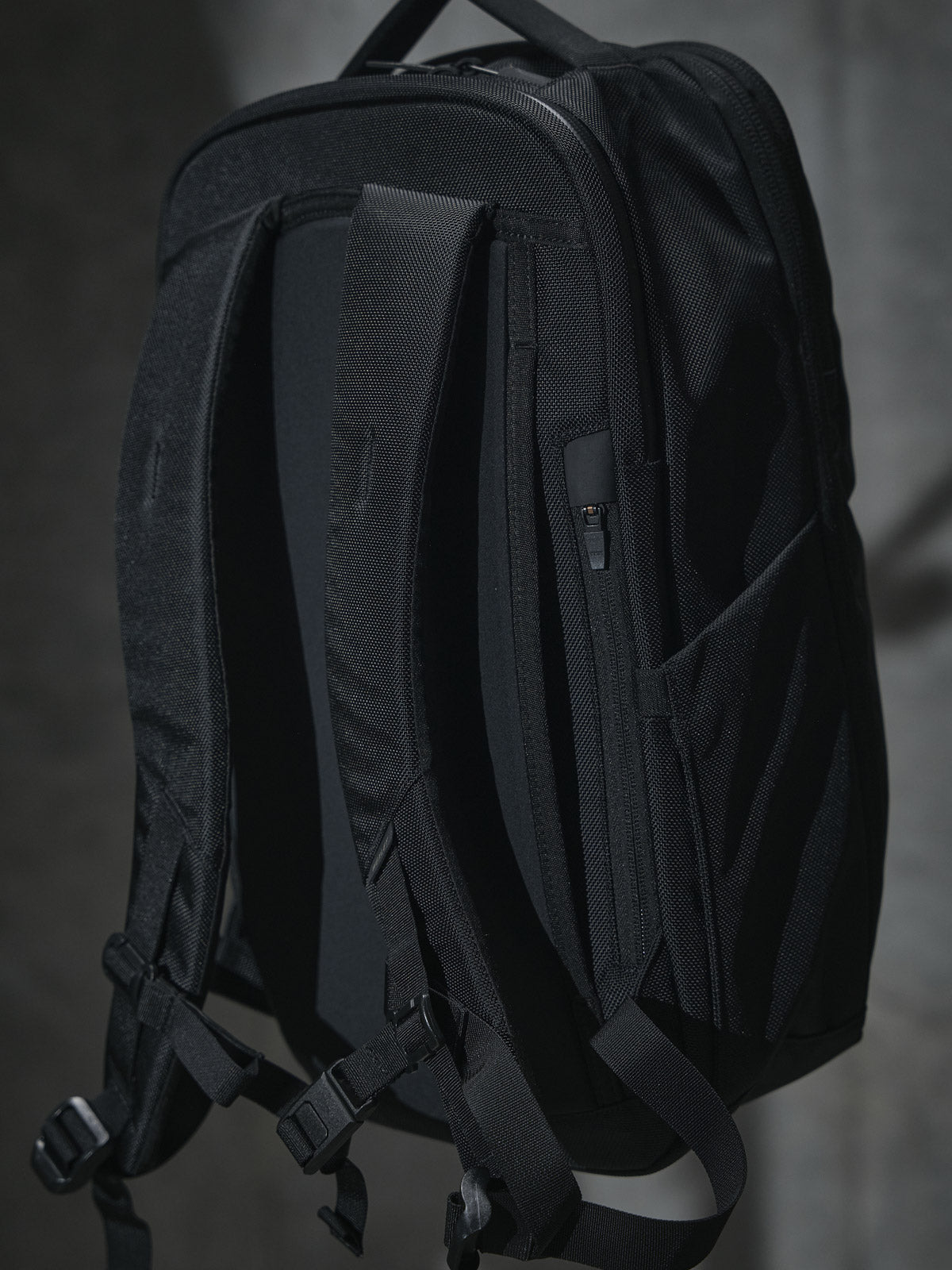 TAYLOR / 25L Pro Pack 1680D Cordura® Ballistic