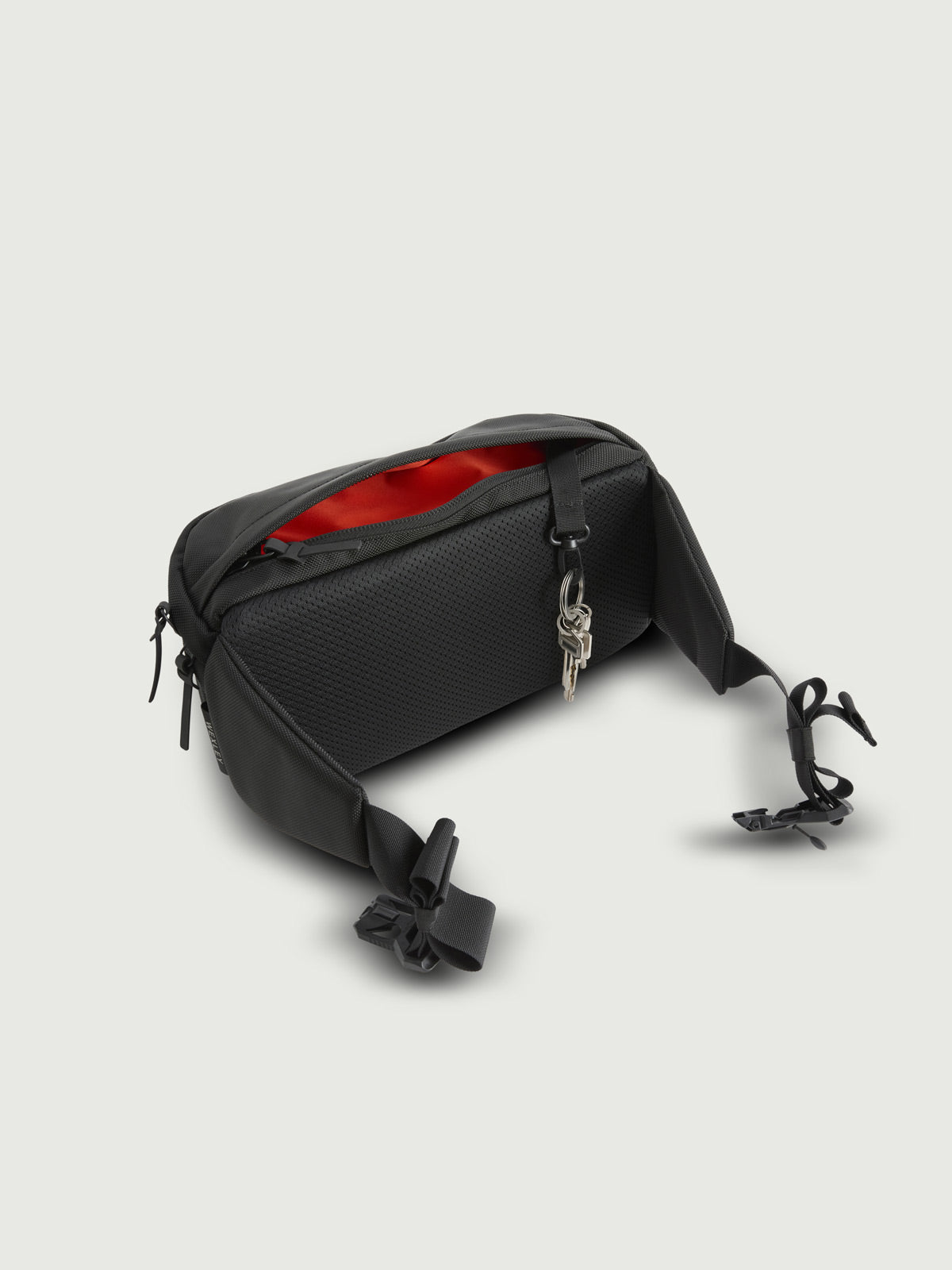 TRAVIS / 5.5L Sling Pack 1680D Cordura® Ballistic