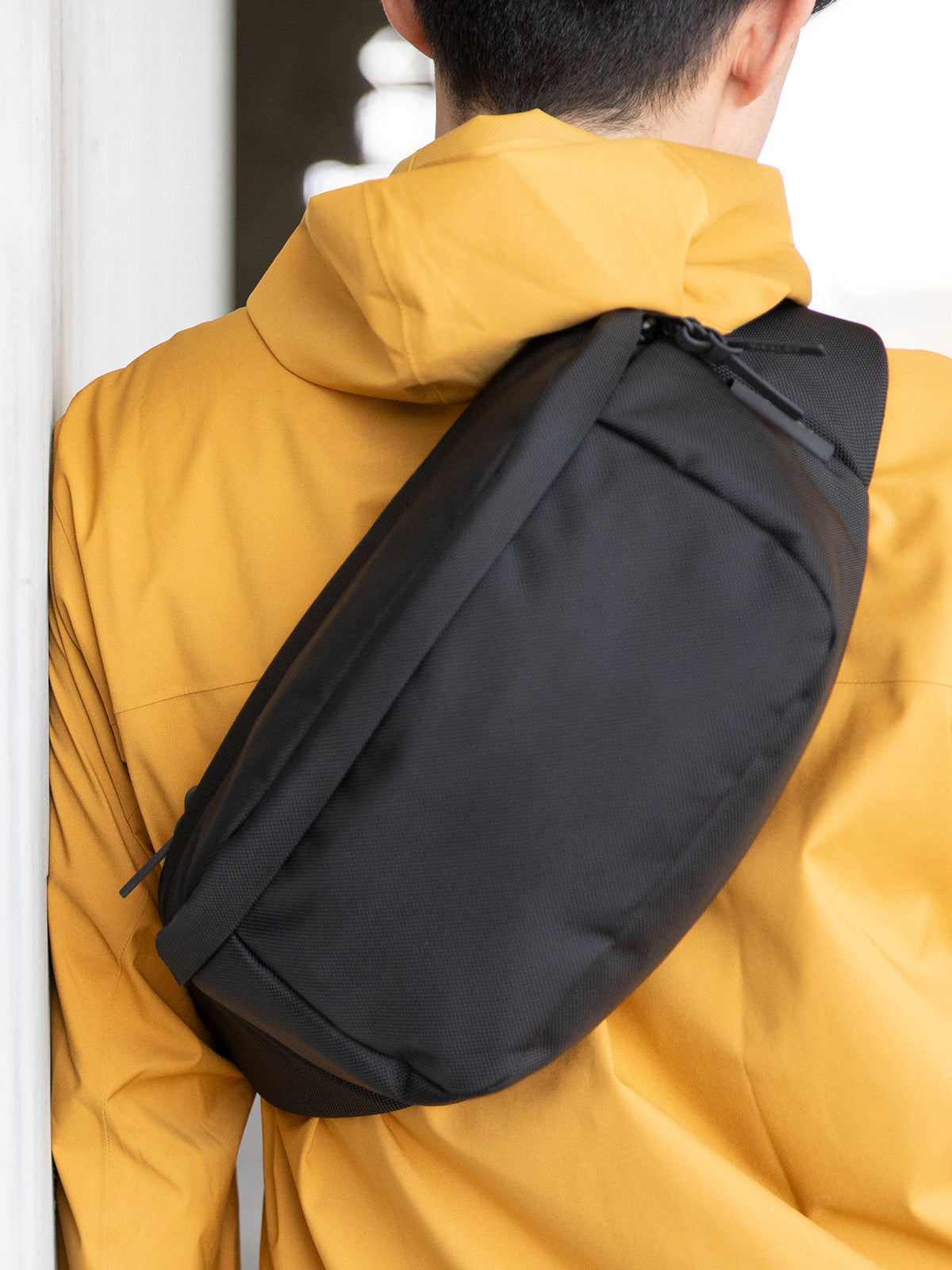 TRAVIS / 5.5L Sling Pack 1680D Cordura® Ballistic