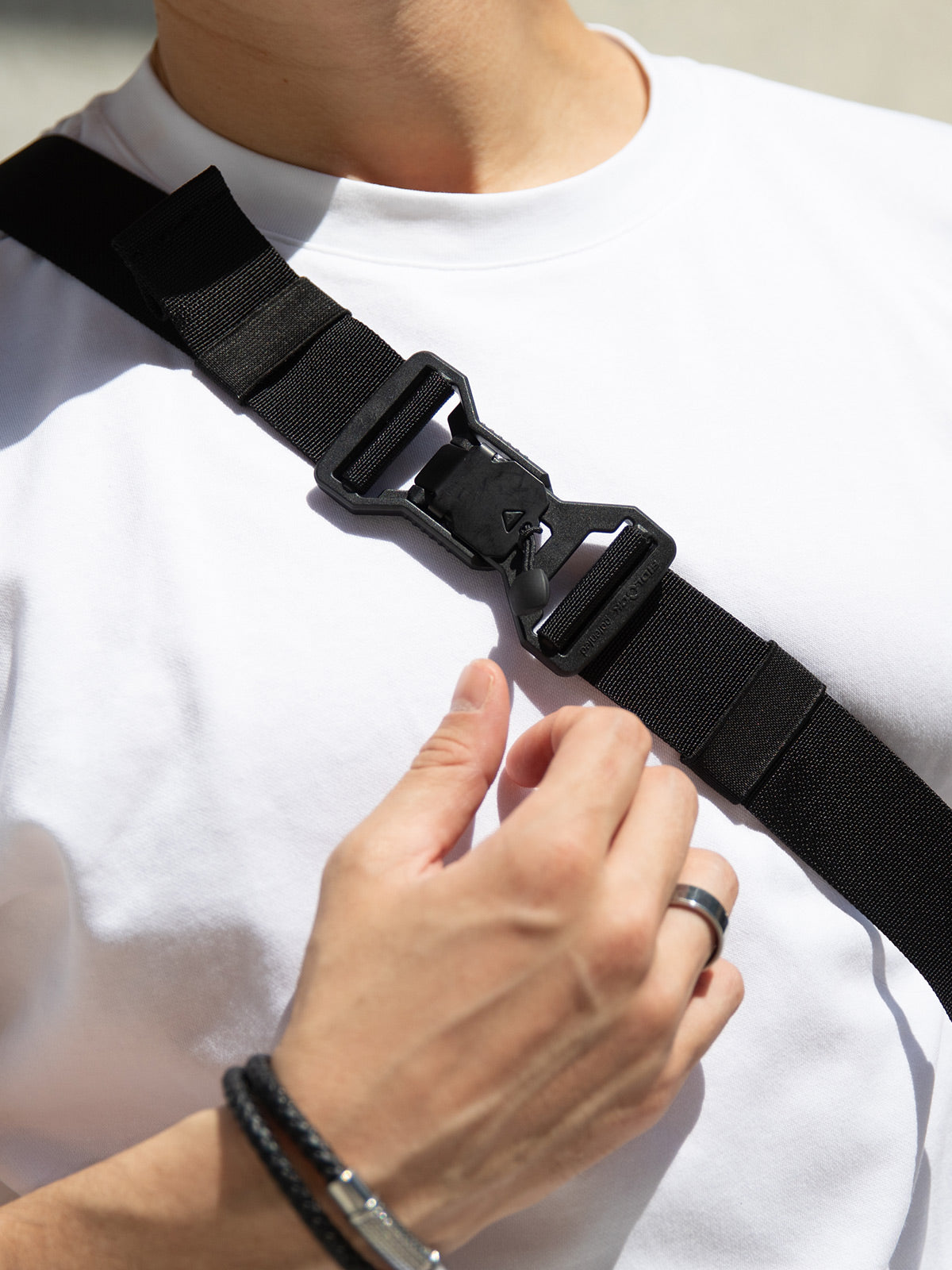 TRAVIS / 5.5L Sling Pack 1680D Cordura® Ballistic