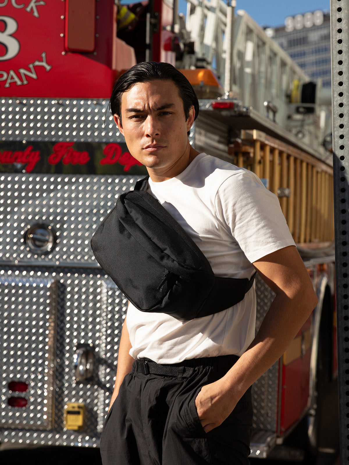 TRAVIS / 5.5L Sling Pack 1680D Cordura® Ballistic