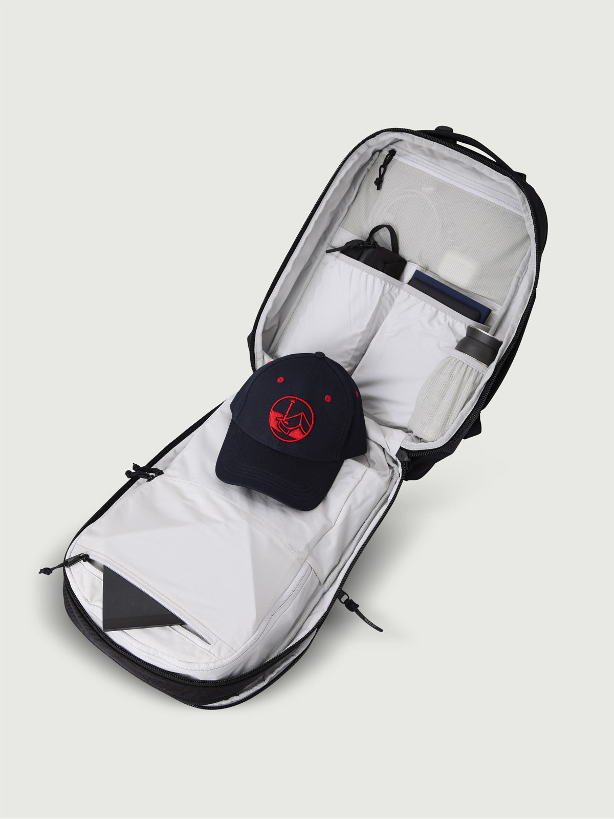 TWL | STRUCTURED 30L MULTIFUNCTION PACK