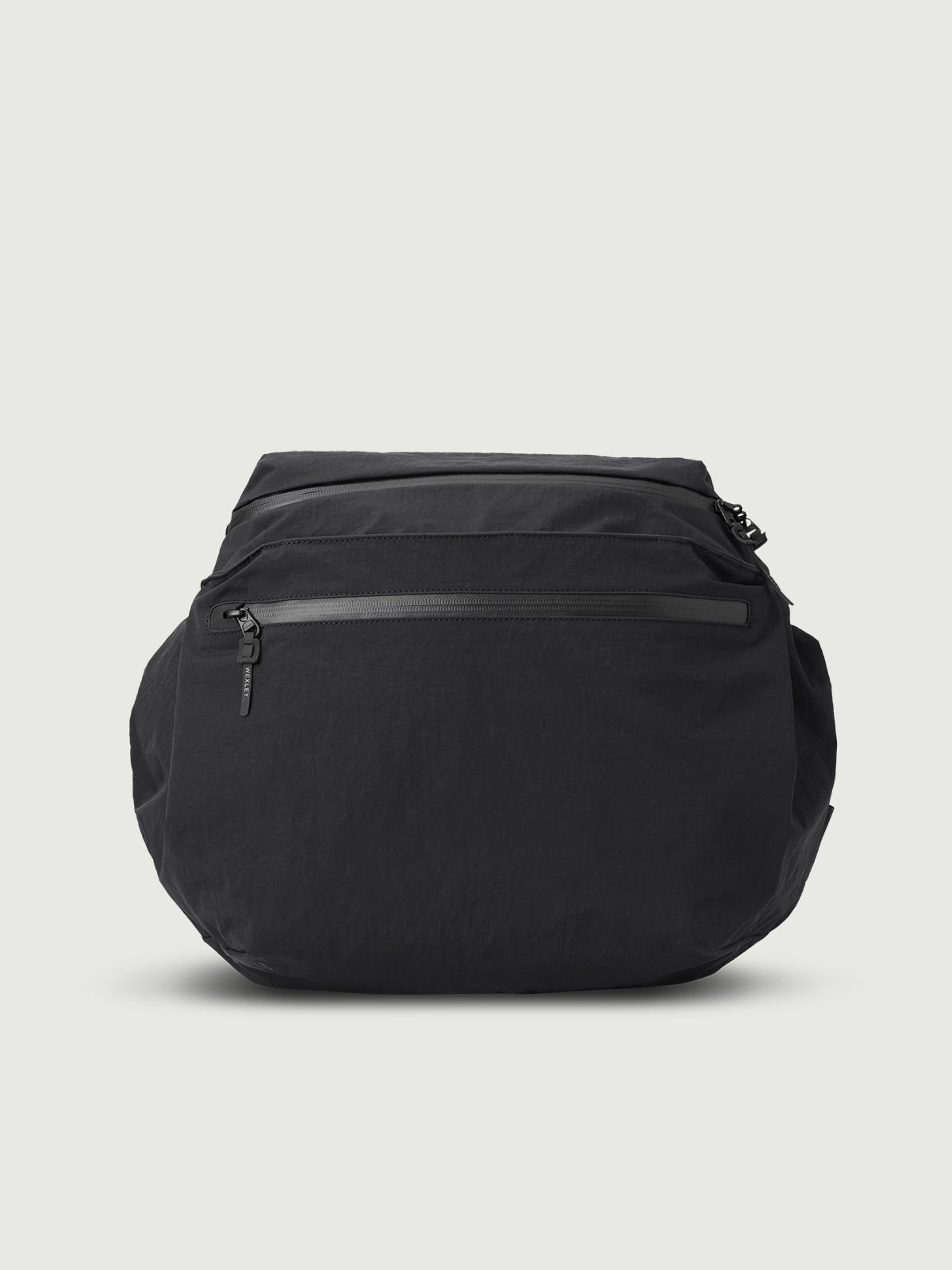 DOUGLAS | 15L EVERYDAY SHOULDER BAG