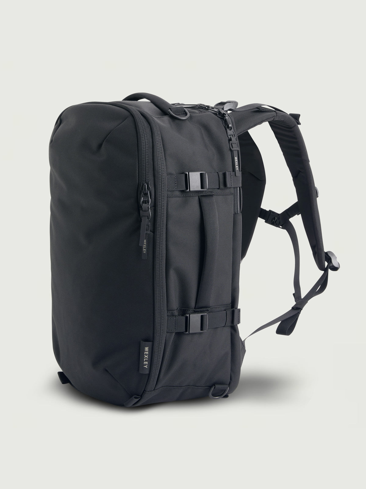 ACE V2 | 32L MULTIFUNCTION TRAVEL PACK