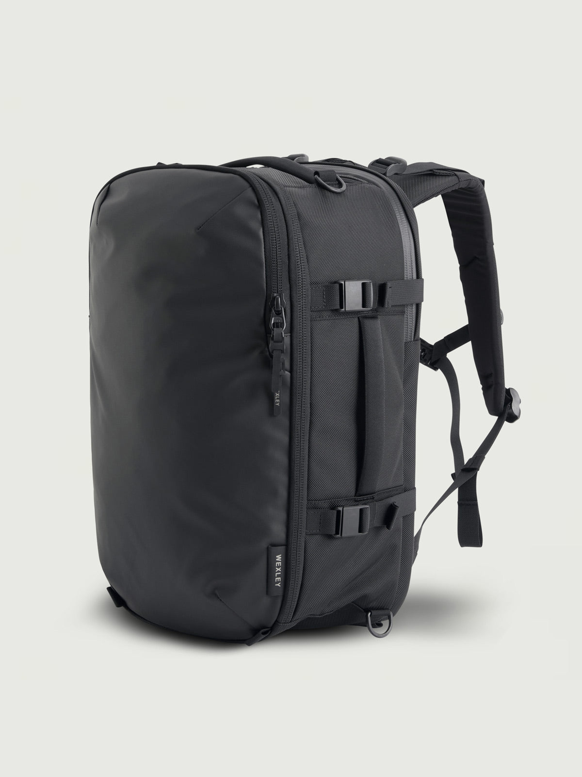 ACE V2 | 32L MULTIFUNCTION TRAVEL PACK
