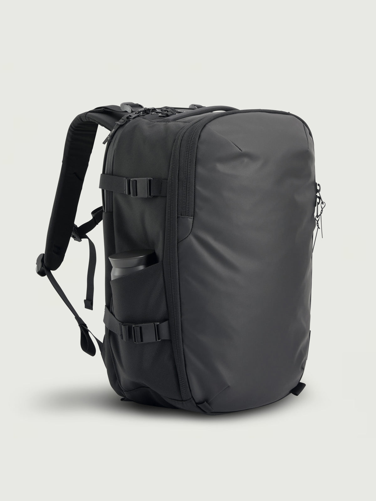 ACE V2 | 32L MULTIFUNCTION TRAVEL PACK
