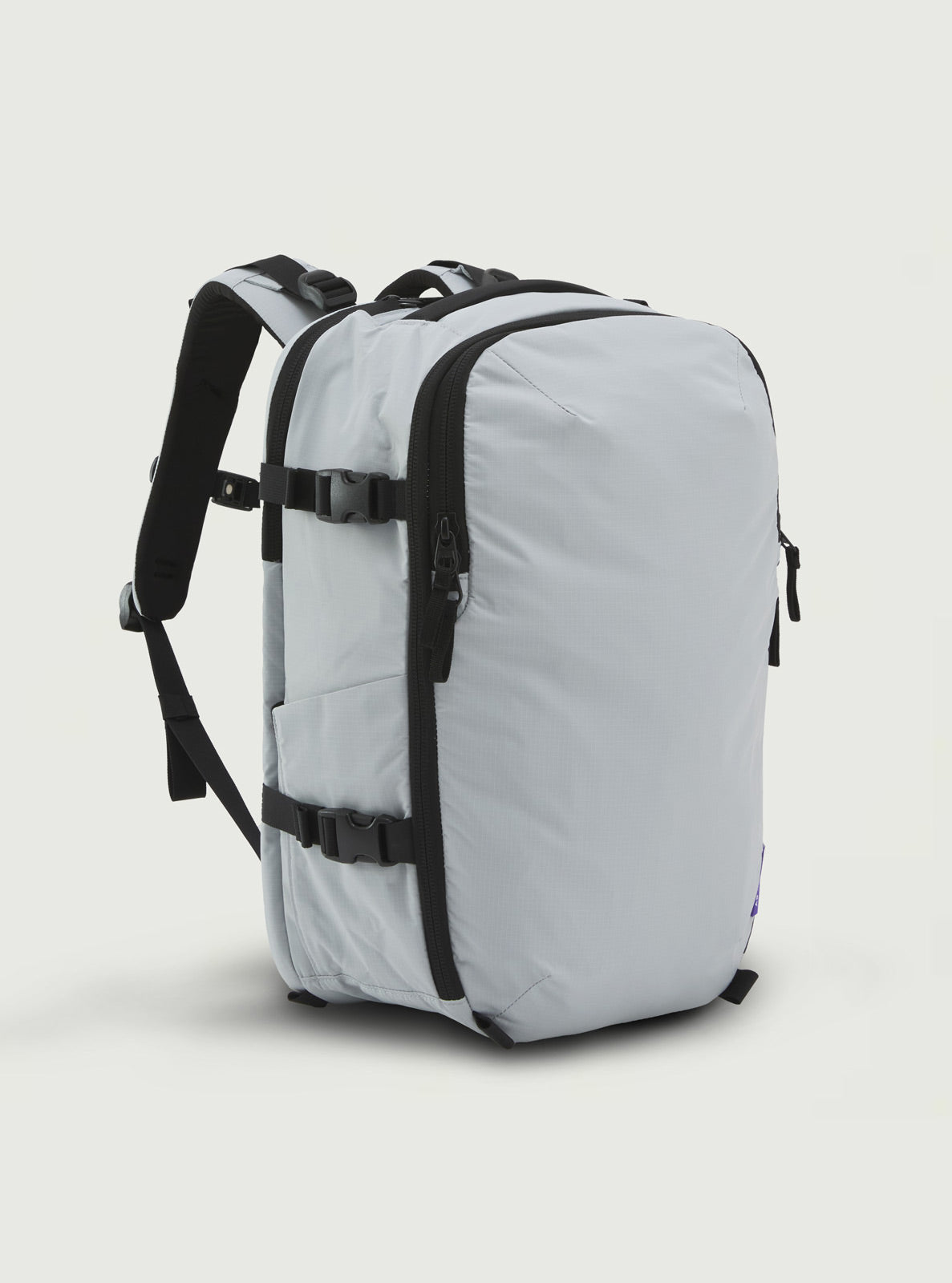 ACE V2 / ULTRALIGHT RECYCLED MODULAR TRAVEL PACK