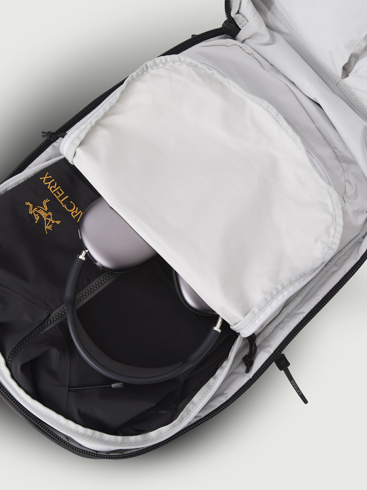 TWL | STRUCTURED 30L MULTIFUNCTION PACK