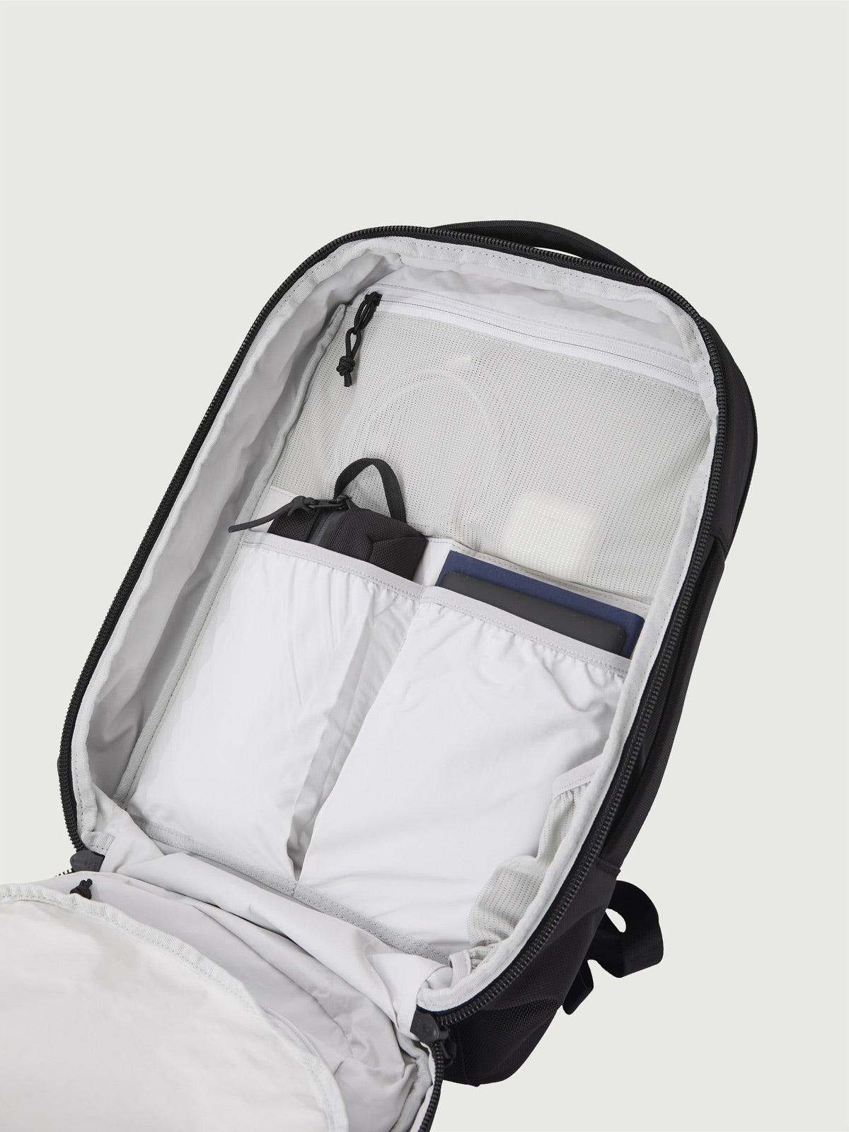 TWL | STRUCTURED 30L MULTIFUNCTION PACK